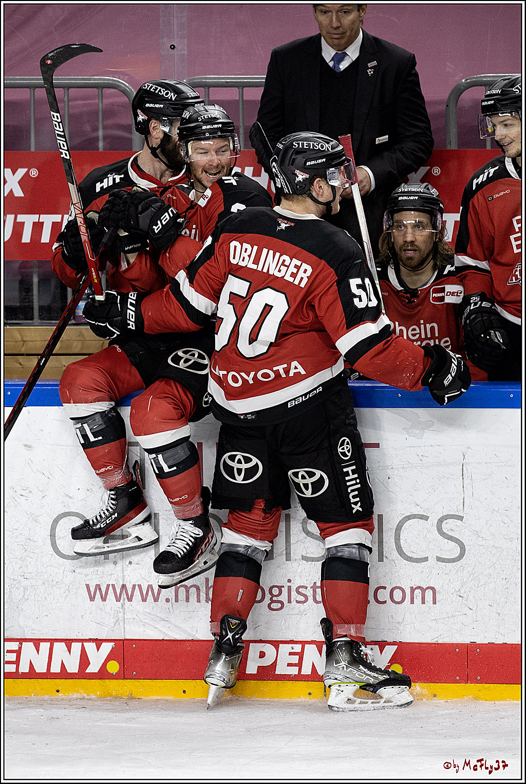 PENNY DEL;  Koelner Haie - Fischtown Pinguins Bremerhaven; Koeln, 03.01.2022